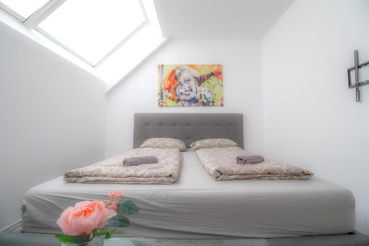 Private Triple Bedroom In Shared Apartment Dw171-4 Vienna Esterno foto