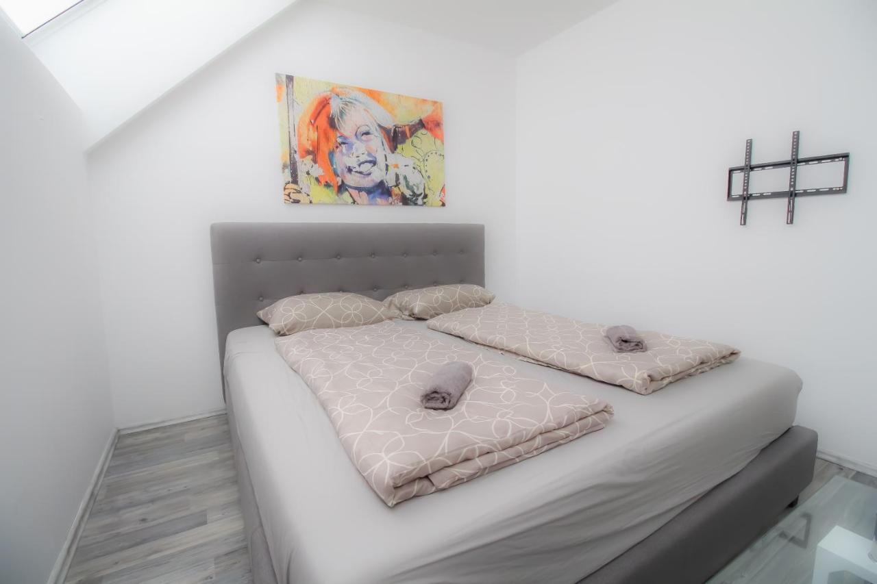 Private Triple Bedroom In Shared Apartment Dw171-4 Vienna Esterno foto